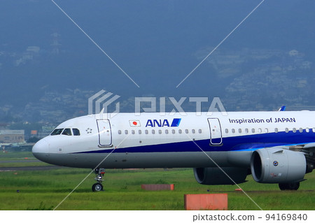 大阪國際機場 ANA 飛機起飛準備就緒 川尻千里 94169840