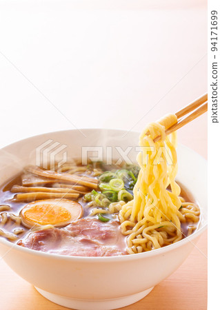吃醬油面 吃醬油面 94171699