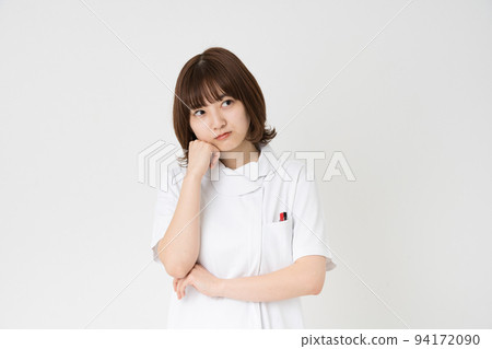 nurse feeling doubt 94172090