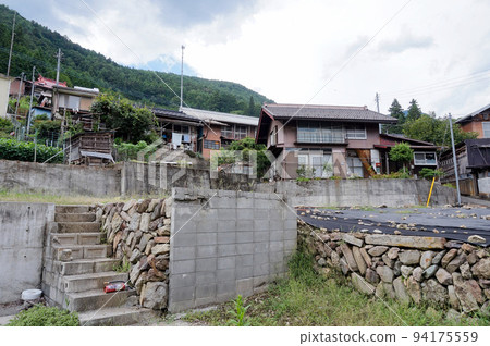 Townscape of Mokura Village (Machu Picchu in Hayakawa) [Hayakawa Town, Yamanashi Prefecture] 94175559