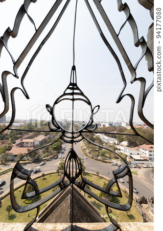 Laos Vientiane Patuxay Arc de Triomphe 94177088