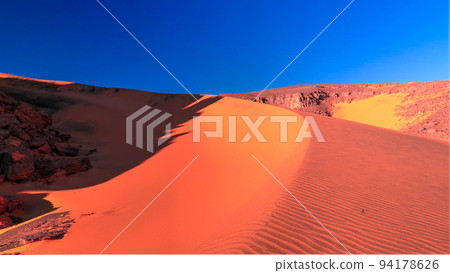 Close-up view to dunes in Tassili nAjjer national park, Algeria 94178626