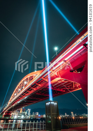 Light up of the Kobe Bridge 94181659