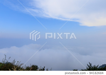 cloud sea of baihua mountain of Beijing China 94182684