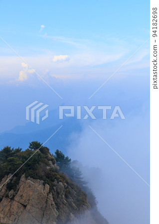 cloud sea of baihua mountain of Beijing China 94182698