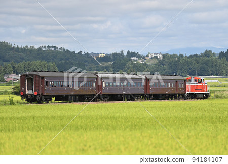 只見線會津高田~根岸JR東日本DE10-1651(郡山)+老顧客重逢,只見線試運行 只見線會津高田~根岸JR東日本DE10-1651(郡山)+老顧客重逢,只見線試運行 94184107