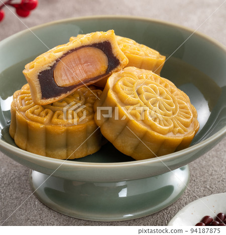 Mid-Autumn Festival Moon cake Geppei Mid-Autumn Festival Moon cake Geppei 94187875
