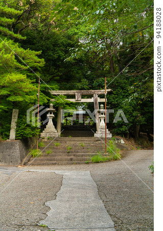 Niu Shrine, Kinokawa City, Wakayama Prefecture Niu Shrine, Kinokawa City, Wakayama Prefecture 94188028