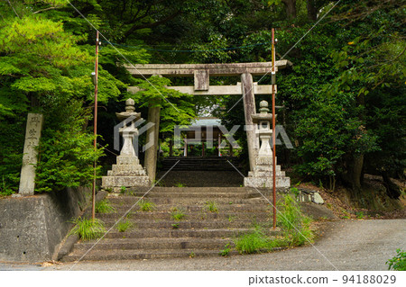 Niu Shrine, Kinokawa City, Wakayama Prefecture Niu Shrine, Kinokawa City, Wakayama Prefecture 94188029