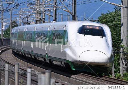 Tohoku Shinkansen E2 series J66 formation Yamabiko (200 series color) 94188841