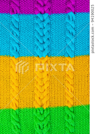 The texture of the knit 94190025