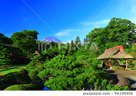 [Yamanashi Prefecture] Summer Mt. Fuji and Trout House (Oshino Hakkai) 94190408