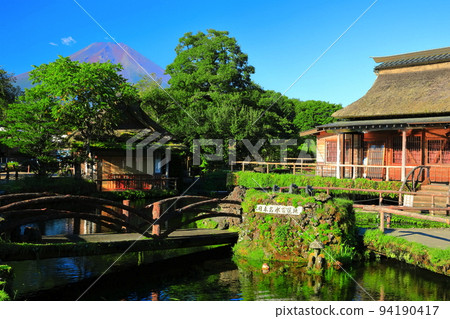[Yamanashi Prefecture] Summer Mt. Fuji and Oshino Hakkai Pond (Nakaike) 94190417
