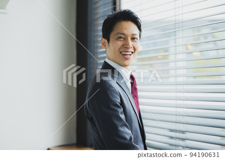 Businessman         94190631