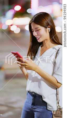 asian woman wear wireless earbuds asian woman wear wireless earbuds 94194983
