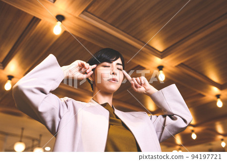 業務： 圖片照片 94197721