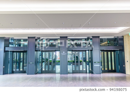 [Image material] Office building elevator hall 94198075