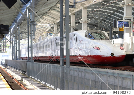 Nagasaki Station: West Kyushu Shinkansen N700S series (September 2022: test run train) 94198273