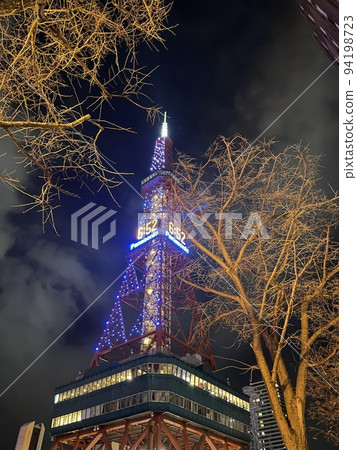 夜晚的札幌塔 夜晚的札幌塔 94198723