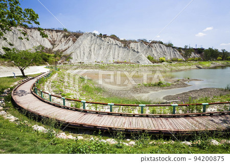 Badlands Geological landscape of Tianliao Moon World in Kaohsiung, Taiwan. it's famous for its similarity to the landscape of the Moon's surface. 94200875