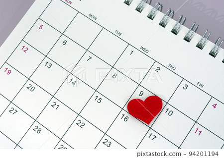 Red heart shape on the date of the 9th day in the calendar. Red heart shape on the date of the 9th day in the calendar. 94201194