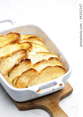 Czech sweet food called zemlovka Czech sweet food called zemlovka 94202147
