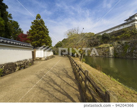 兵庫縣 Kokoen / Himeji Castle Inner Moat Autumn / Himeji Castle, Japan 兵庫縣 Kokoen / Himeji Castle Inner Moat Autumn / Himeji Castle, Japan 94204366