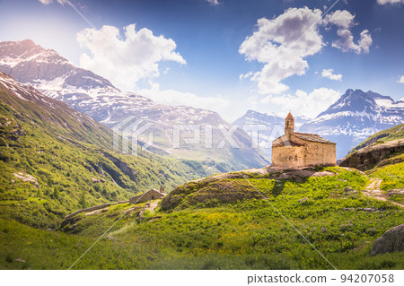 Chapel Sainte Marguerite in L Ecot, hamlet of Bonneval sur Arc, French alps 94207058