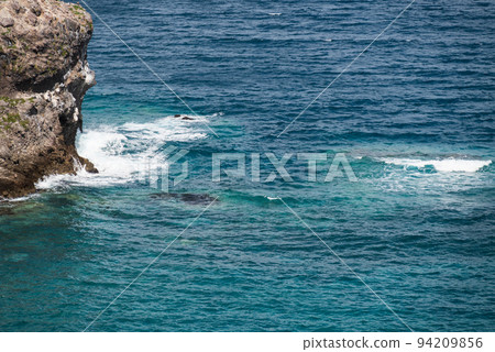 查津海岸的積丹藍岩 查津海岸的積丹藍岩 94209856