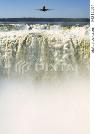 從巴拉圭一側看伊瓜蘇瀑布 94211194