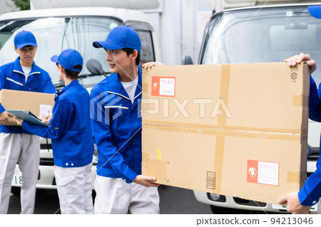 專門從事奢侈品運輸的承運人 專門從事奢侈品運輸的承運人 94213046