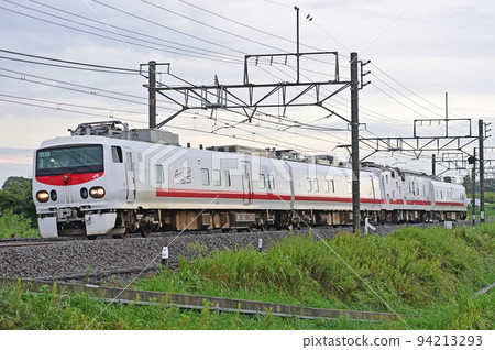 Takasaki Line Okabe-Honjo JR East E491 series (Katsuta) + Maya 50-5001 (Sendai) East-iE 94213293