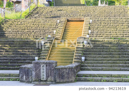 Ikaho Onsen Stone steps 94213619