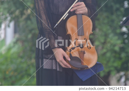 Violin music stage 94214713