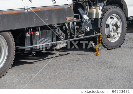 Railroad construction undercarriage of road-gauge vehicles 94233481