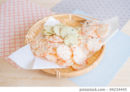 Shrimp cracker Shrimp cracker 94234445