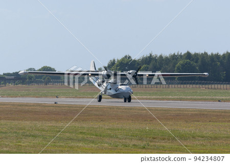 美國陸軍航空隊 OA-10 Catalina 飛艇著陸 94234807