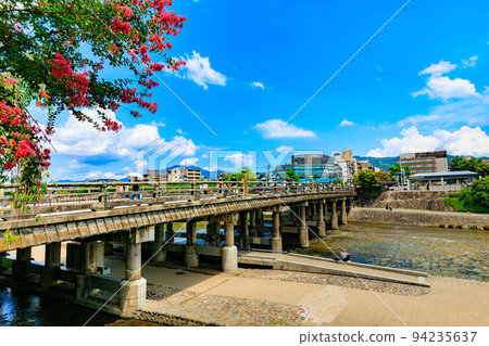 Kyoto Higashiyama Ward, Kyoto Sanjo Ohashi Bridge and Kamo River Kyoto Higashiyama Ward, Kyoto Sanjo Ohashi Bridge and Kamo River 94235637