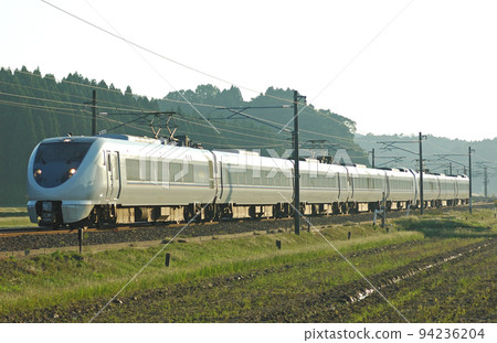 北陸本線牛谷大正寺JR西683系列S05+S25編隊(金澤)白鷺 北陸本線牛谷大正寺JR西683系列S05+S25編隊(金澤)白鷺 94236204