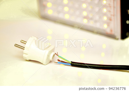 Plug and electrical wire with LED downlight Plug and electrical wire with LED downlight 94236776