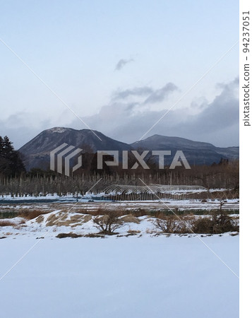 Mt. Akagi in winter seen from the foot of the mountain Mt. Akagi in winter seen from the foot of the mountain 94237051