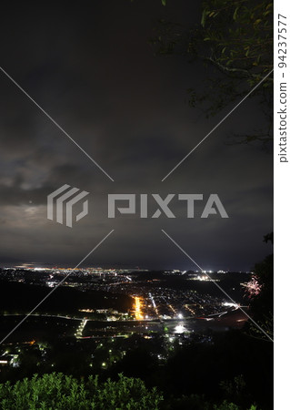 山口縣錦帶橋，岩國市，橫山夜景中秋月！日本錦帶橋的夏天 94237577