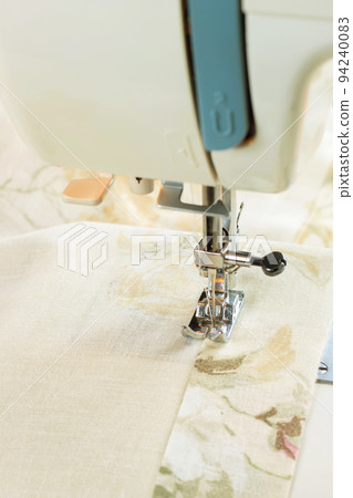 Modern sewing machine, sewing process Modern sewing machine, sewing process 94240083