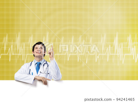 Doctor with banner 94241465