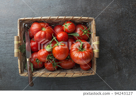 Tomatoes Tomatoes 94243127