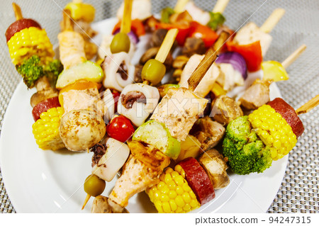 Vegetable kebabs 94247315