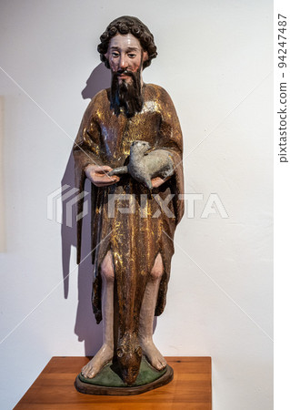 Interior of Iglesia De San Esteban, Church of St. Stephan in Burgos, Spain. 94247487