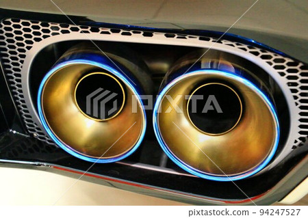Japan's proud supercar R35GTR muffler Japan's proud supercar R35GTR muffler 94247527