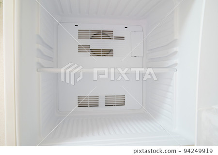 refrigerator  94249919