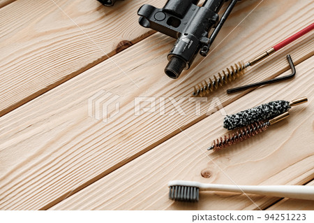 Gunsmith's working table for gun cleaning and maintaining 94251223